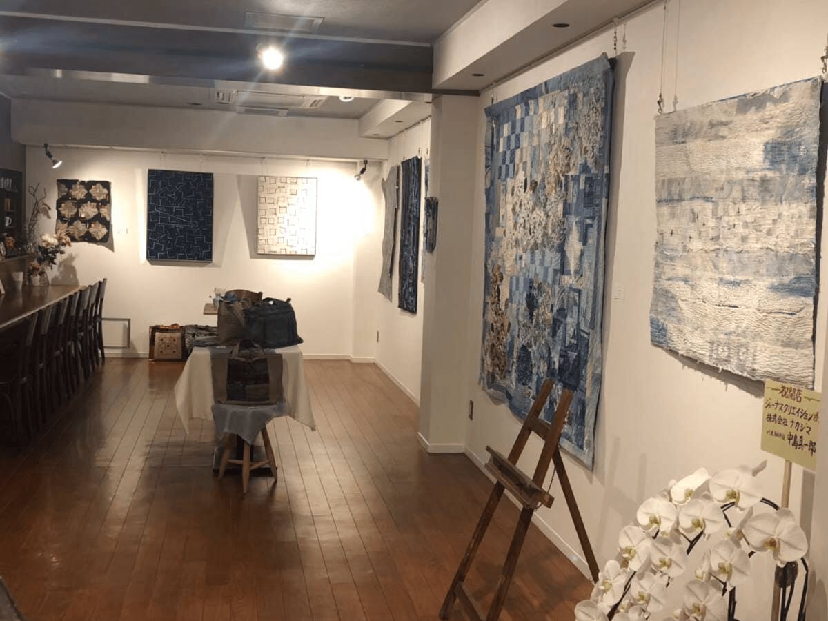 高さのある作品も展示が可能です。