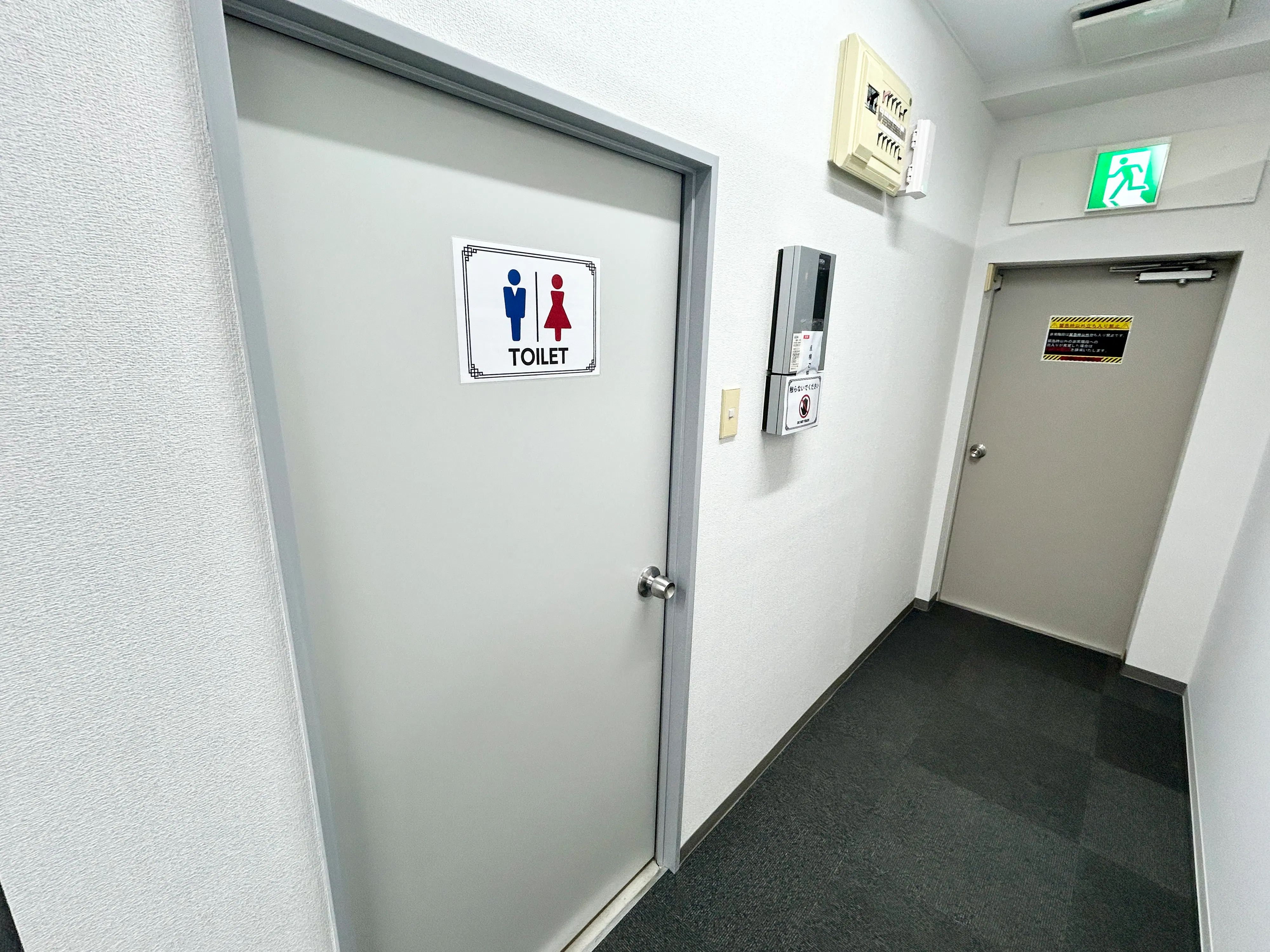 【TIME SHARING 渋谷｜渋谷駅1分】収容人数 着席52名｜無料のモニター・マイクなど什器が充実したイベントスペース