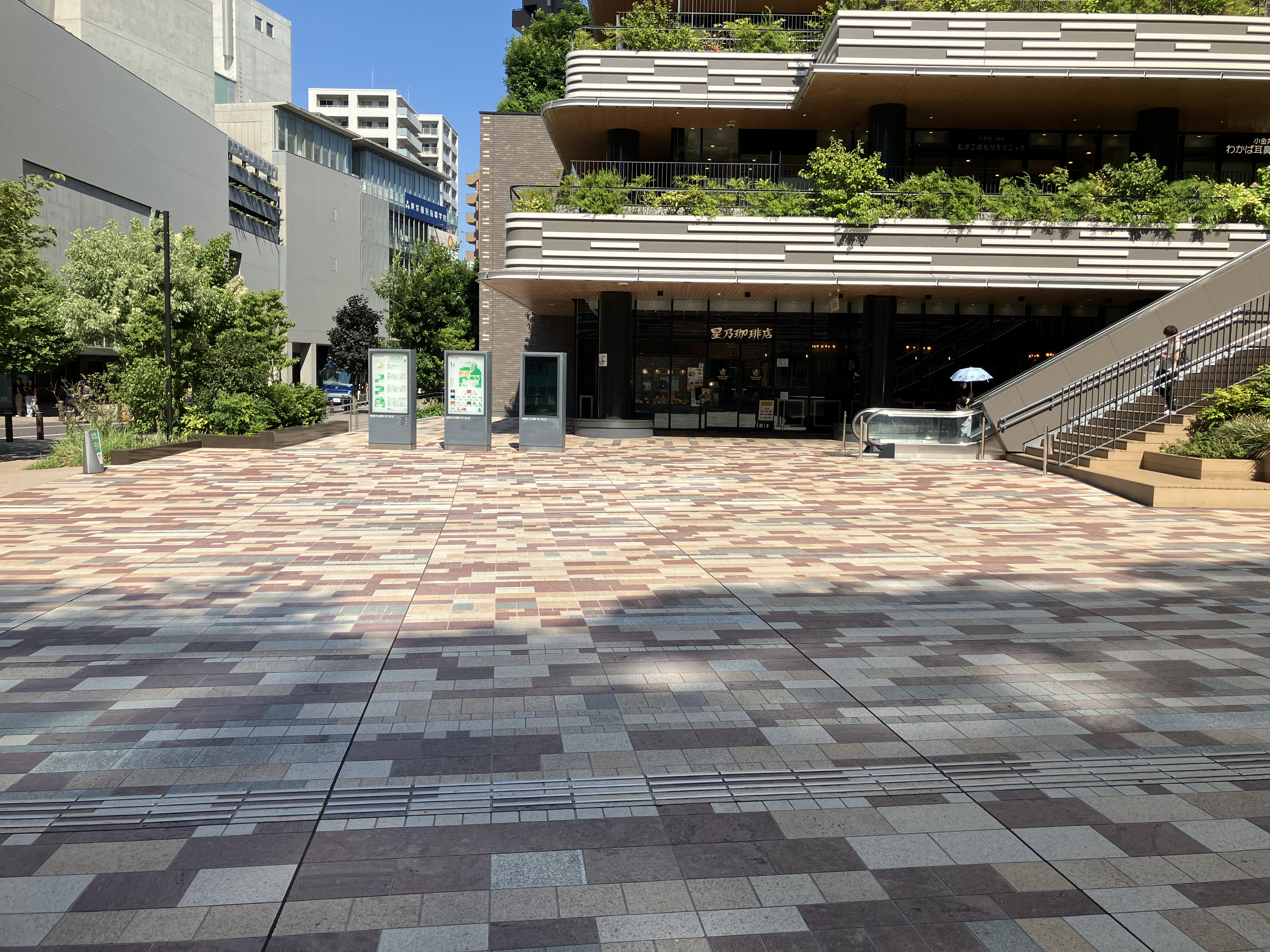 【SOCOLA武蔵小金井クロス】1階クロスコート広場 大型イベント・キッチンカー出店に最適な屋外催事イベントスペース