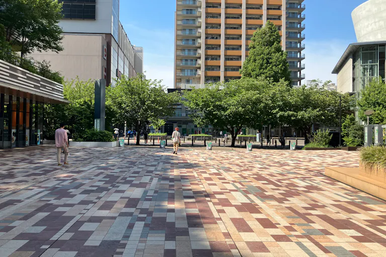 【SOCOLA武蔵小金井クロス】1階クロスコート広場 大型イベント・キッチンカー出店に最適な屋外催事イベントスペースの画像3