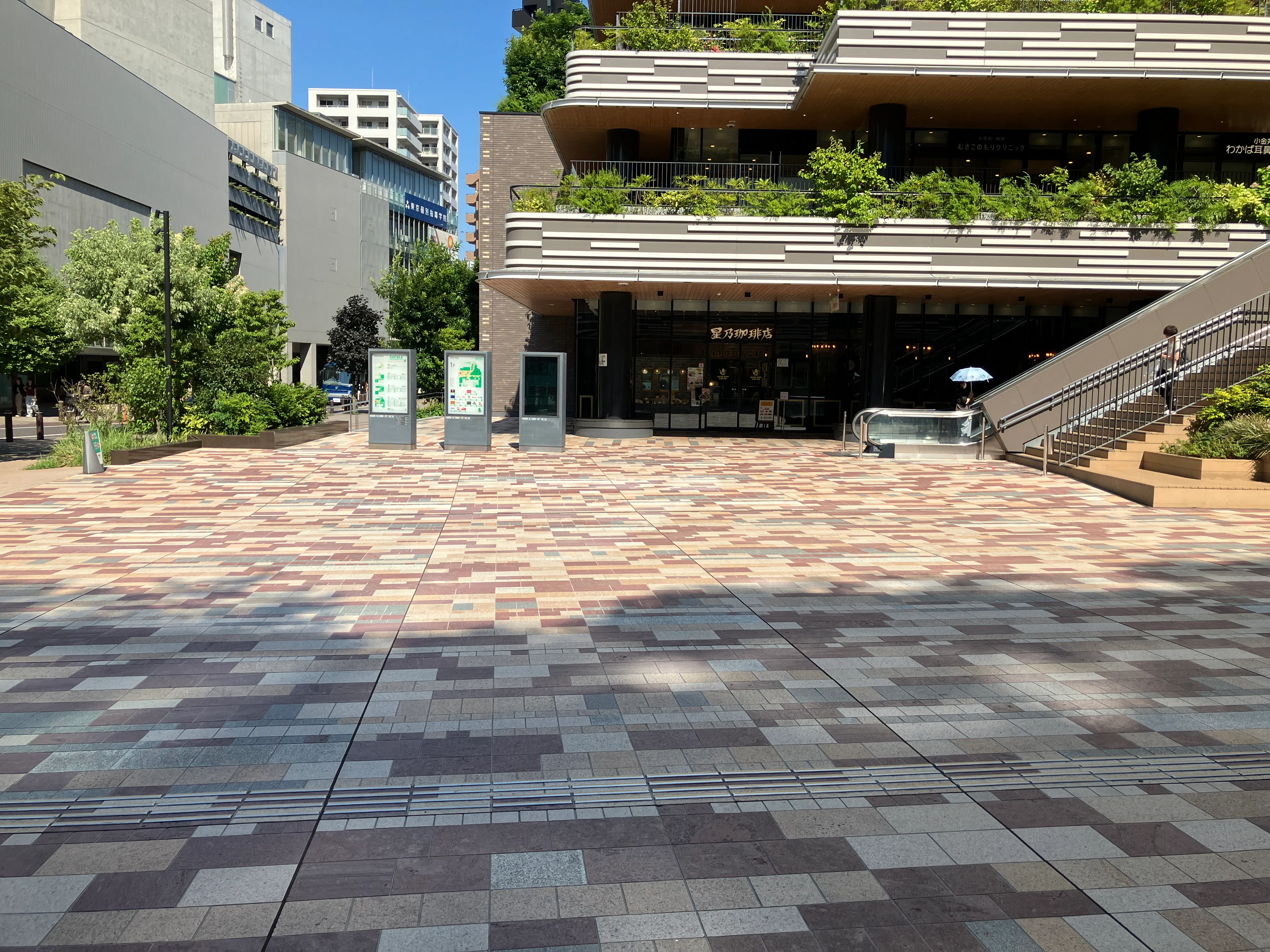 【SOCOLA武蔵小金井クロス】1階クロスコート広場 大型イベント・キッチンカー出店に最適な屋外催事イベントスペース