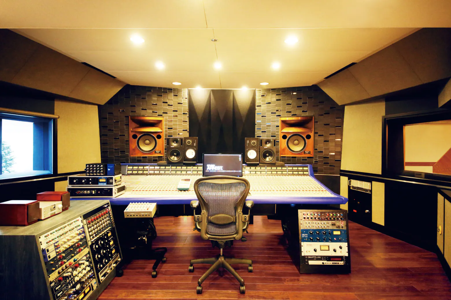 【駒沢大学駅6分】プロモーション用撮影や各種レコーディングに最適な自然光のあるアーティスト向けレコーディングスタジオ