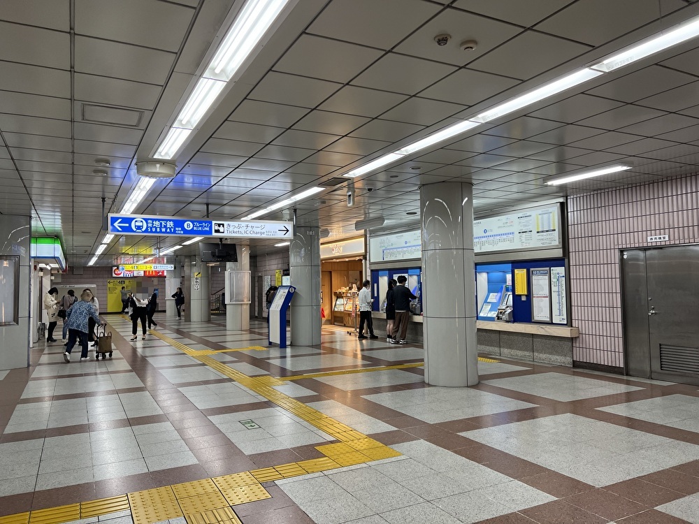 【横浜市営地下鉄ブルーラインあざみ野駅】各種プロモーションに最適な駅ナカの券売機横スペースの画像6
