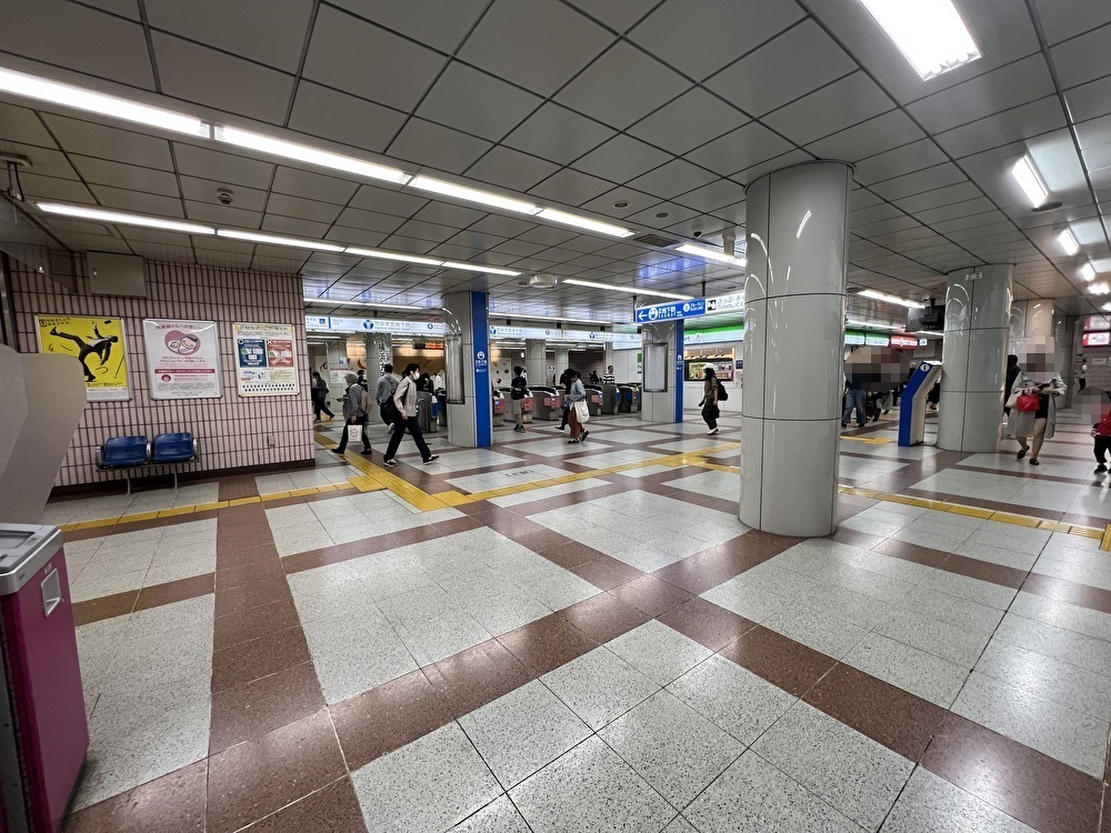 【横浜市営地下鉄ブルーラインあざみ野駅】各種プロモーションに最適な駅ナカの券売機横スペースの画像10