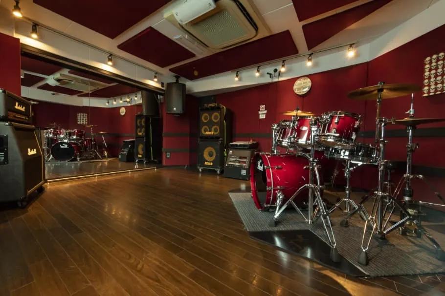 【駒場東大前駅9分】プロモーションビデオ撮影やレコーディングに適した目黒区内の音響機器が完備されたスタジオスペース(2F)