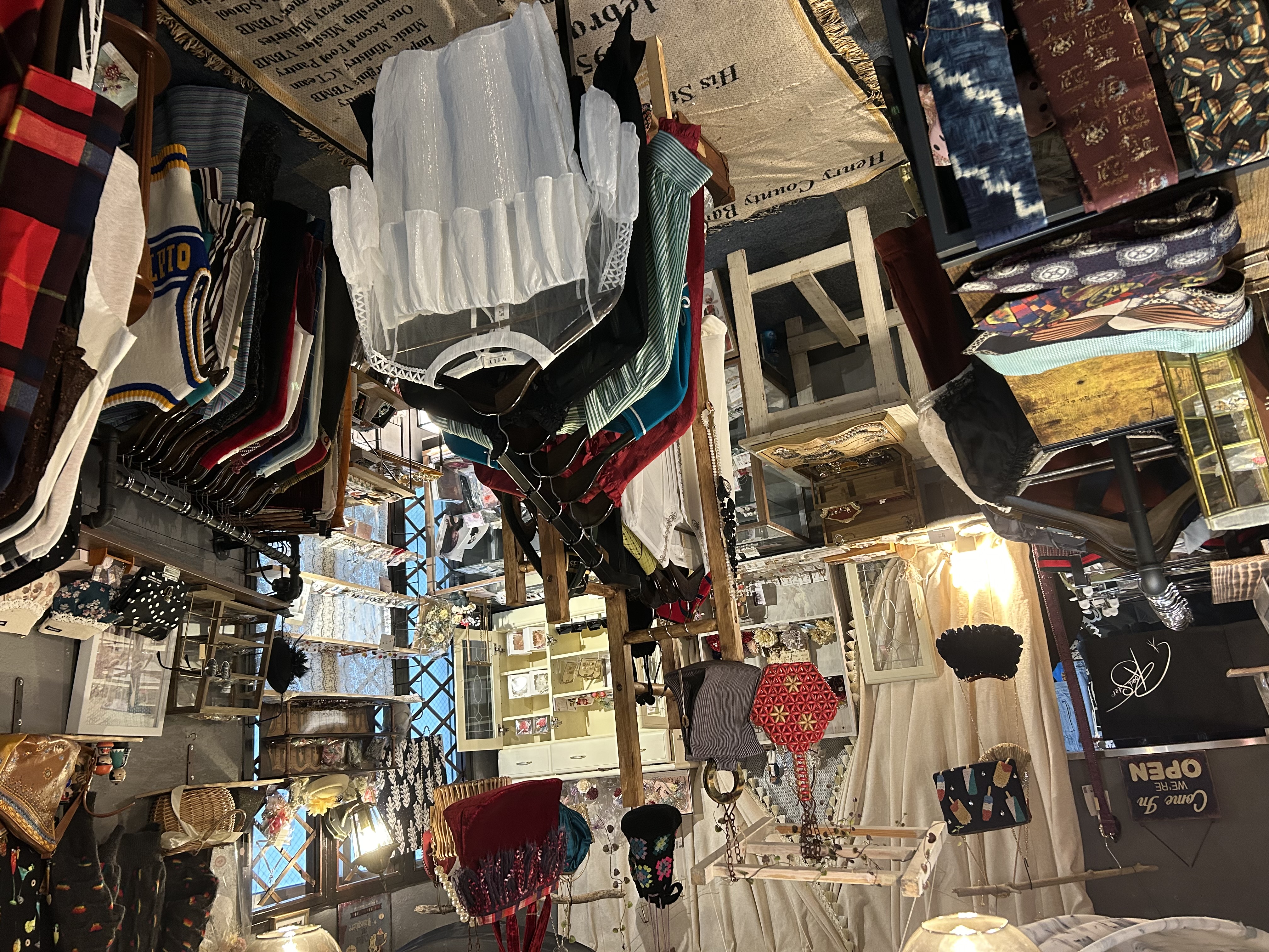 【京都河原町駅1分】新京極アーケード内の路面ポップアップスペース