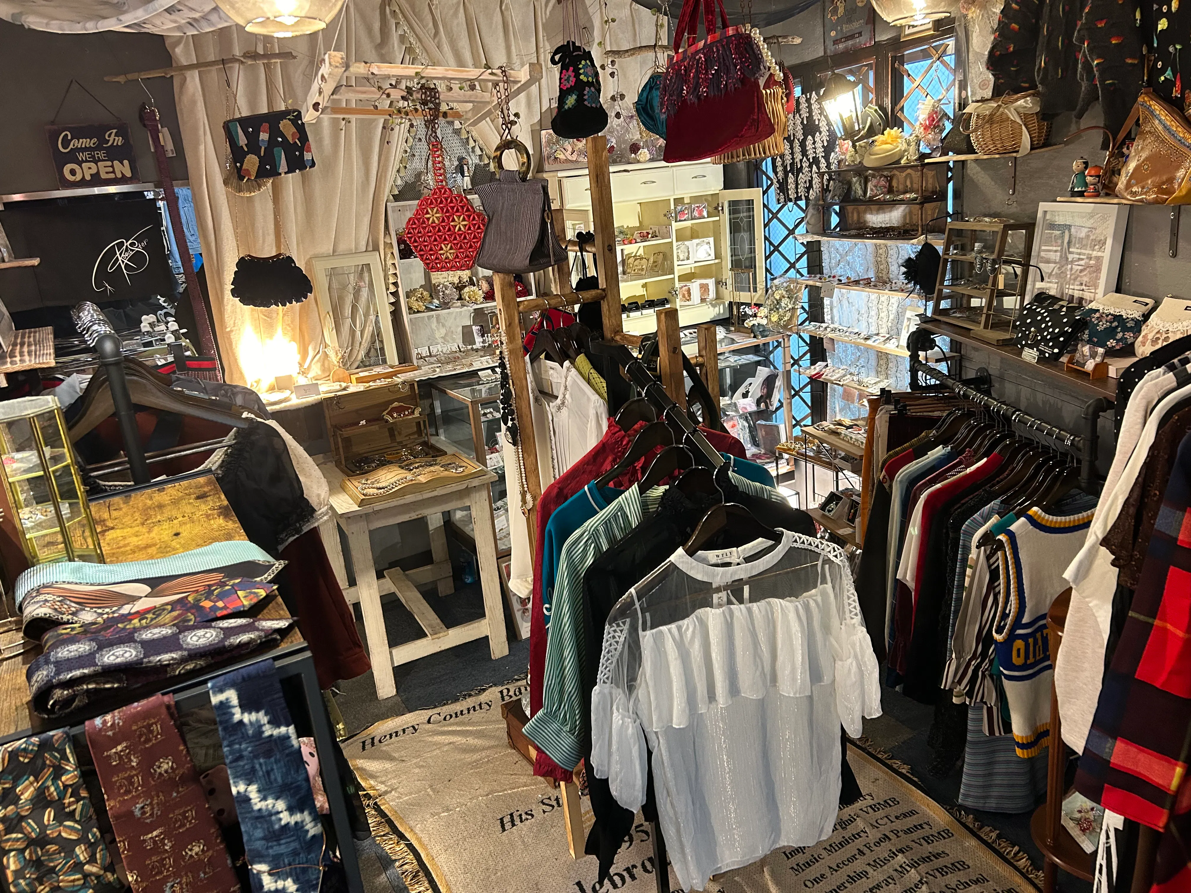 【京都河原町駅1分】新京極アーケード内の路面ポップアップスペース