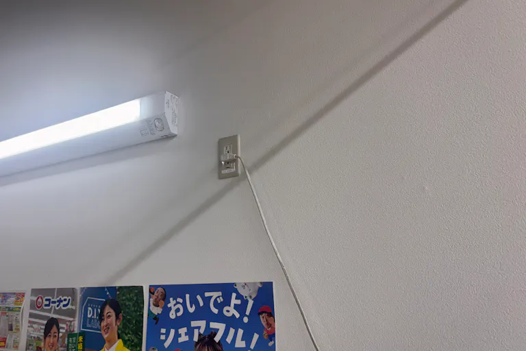 【スーパーバリュー 国立店】階段前 各種プロモーション、会員獲得イベントに最適なスーパーマーケットの屋内催事イベントスペースの画像5