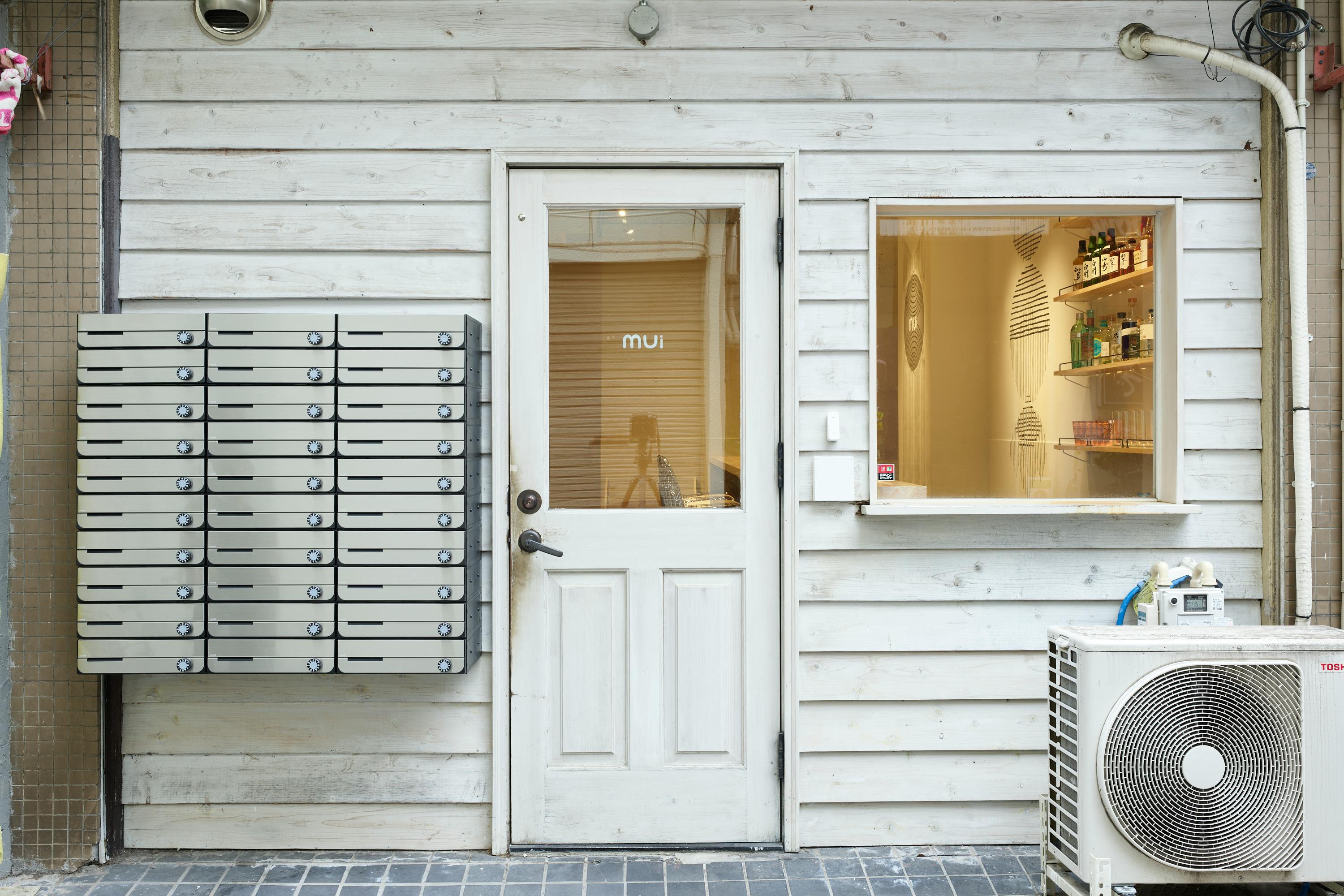 【高円寺駅3分】ポップアップや飲食ビジネスチャレンジ、展示会に最適な白を基調としたスタイリッシュなレンタルスペース