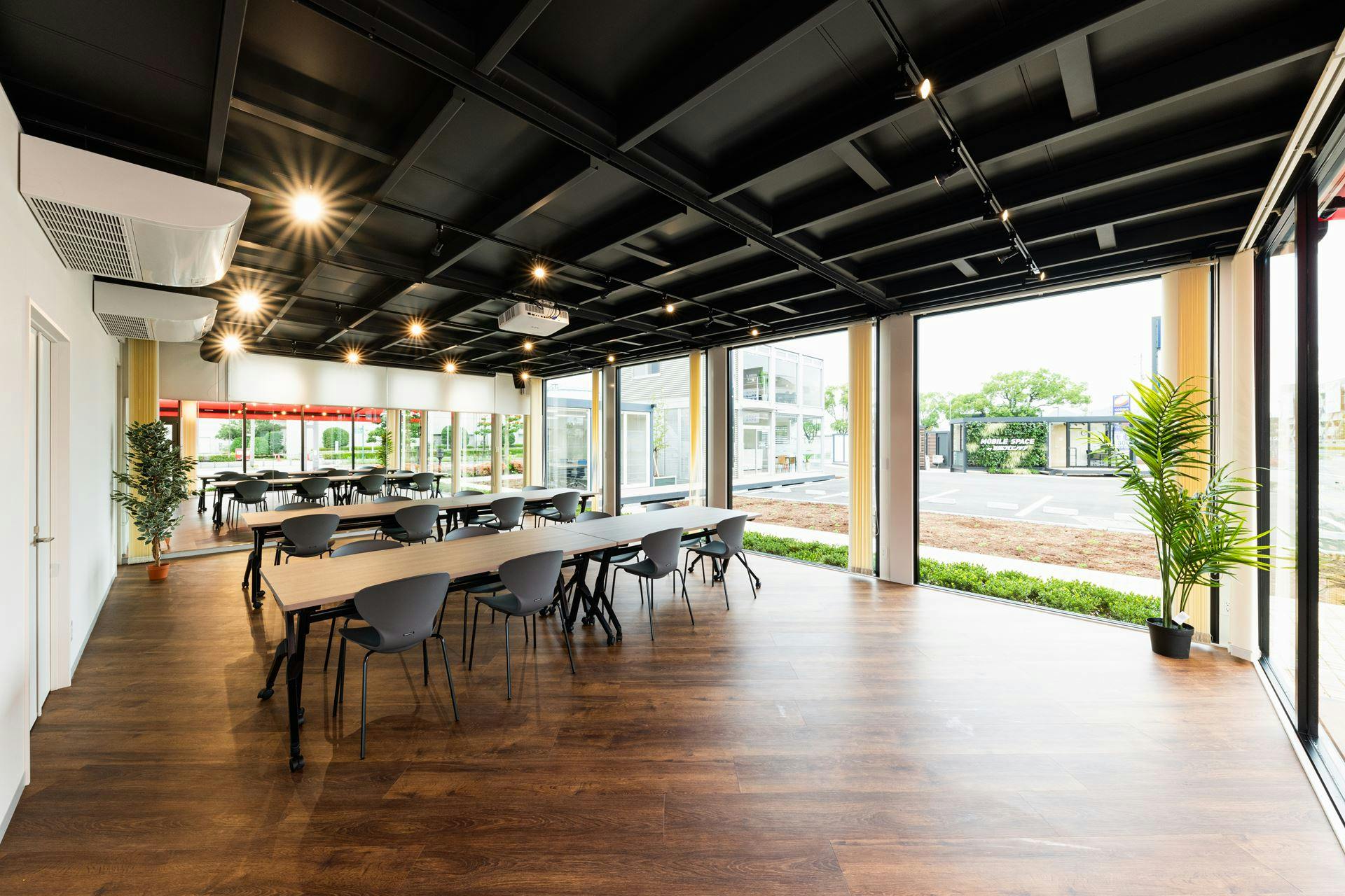 【愛媛県松山市】自主企画マルシェやワークショップに最適なお手頃価格のレンタルスペース「Community」/敷地全体の貸切イベント開催も可能!