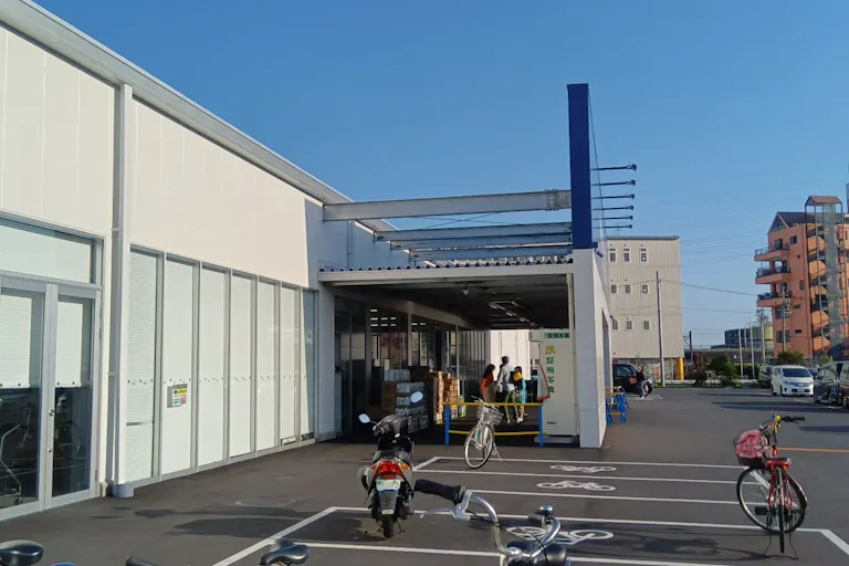 【スーパーセンタートライアル浜松若林店】キッチンカー(調理営業)出店限定/屋外 Ⓐキッチンカースペースの画像1