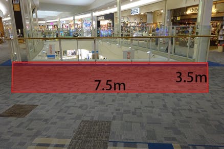 【イオンモール神戸北】3F くすのきブリッ(サンマルク前)※ベンチ無