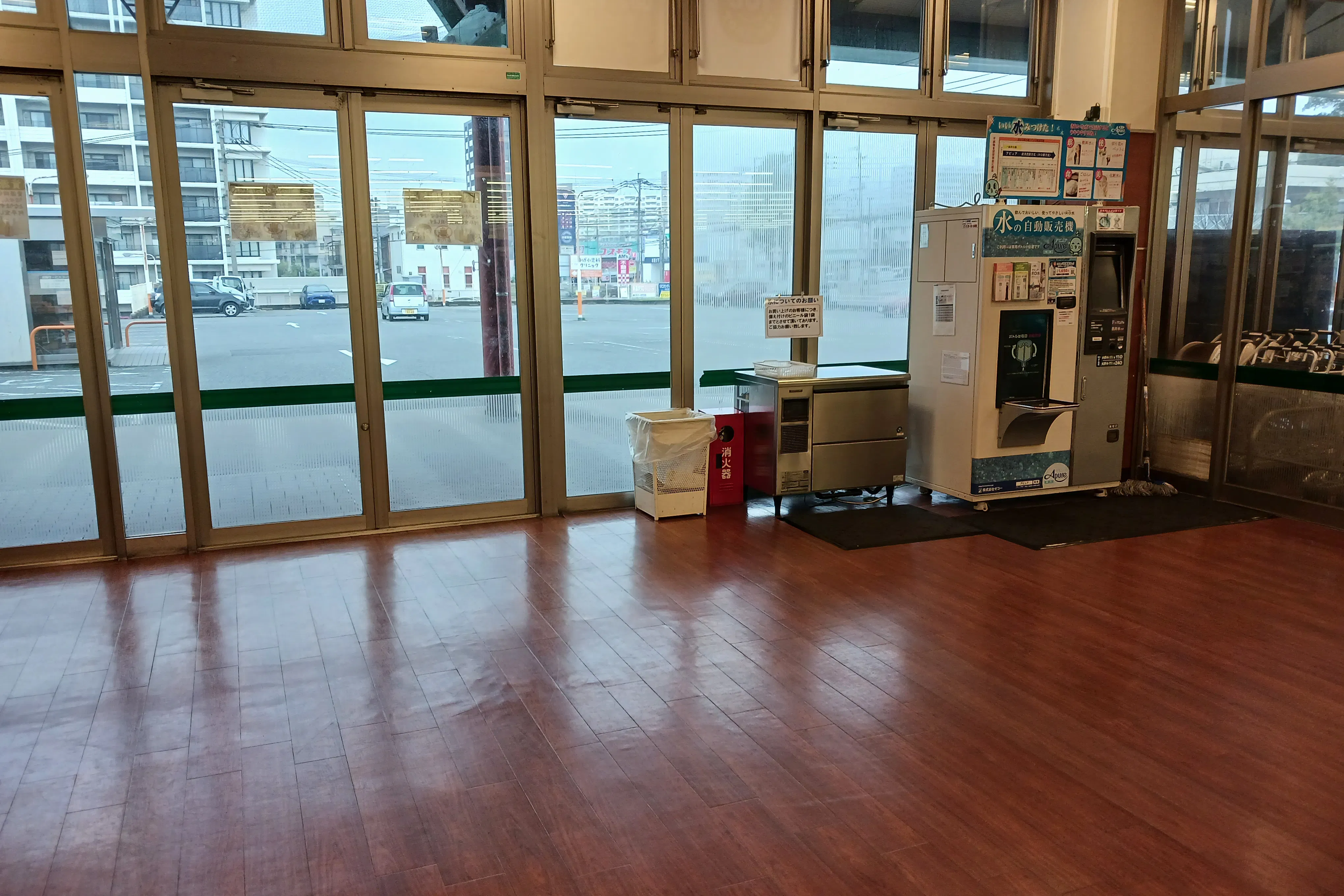 【スピナマート中井店】元イートイン 販促プロモーションや物販に最適なスーパー店内催事イベントスペース