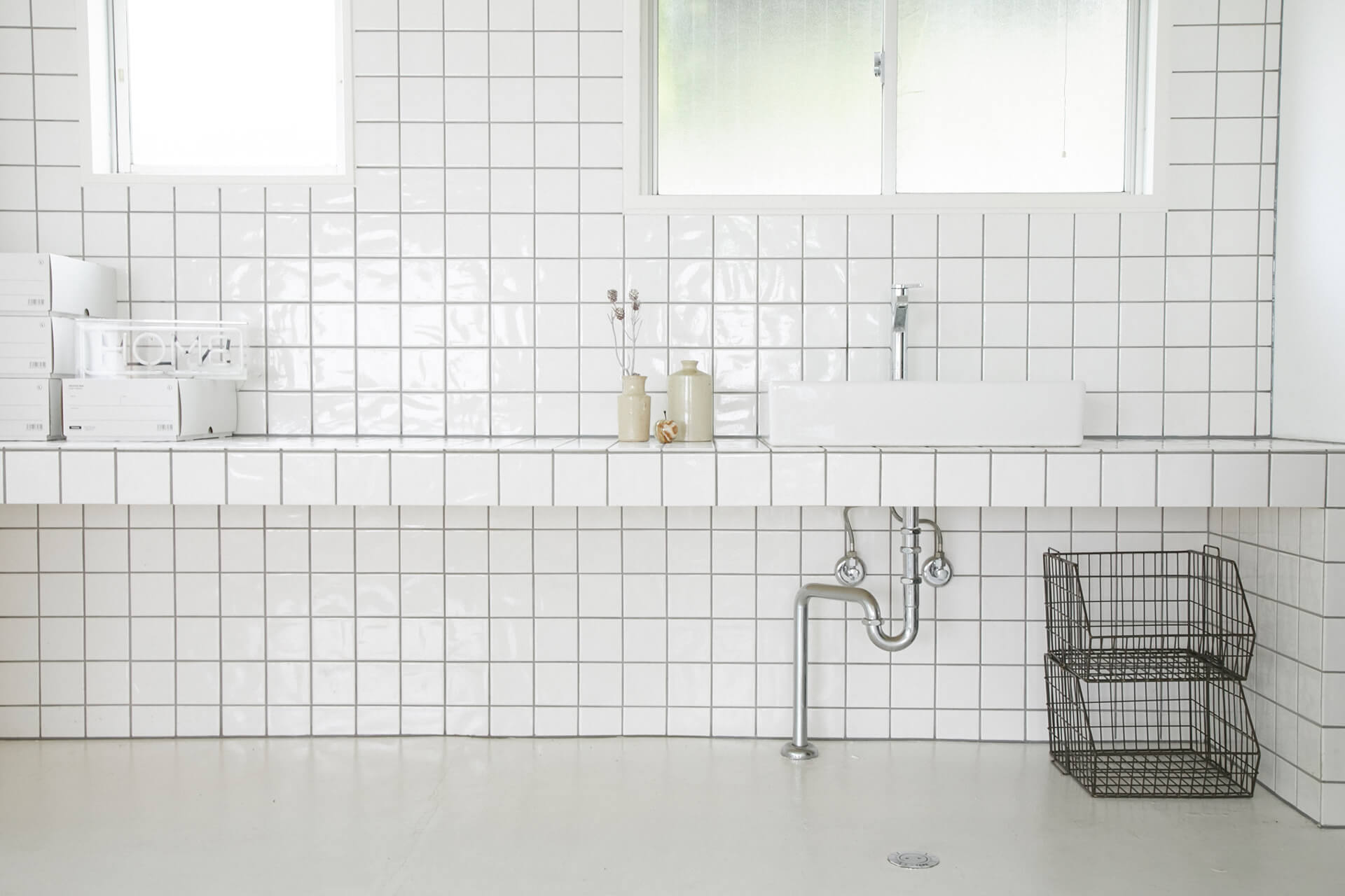 【学芸大学駅10分】各種撮影会や招待制の展示会等に最適なインダストリアル感のあるカフェ風キッチン付のレンタルスペースの画像6