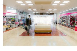 【松竹大船ショッピングセンター】ポップアップストアや催事に適した2Fエントランス-1&2(大サイズ)のイベントスペース