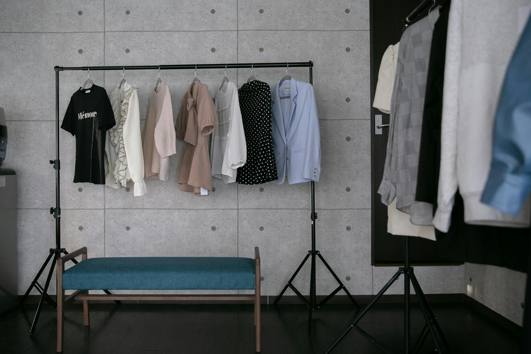 【大須観音駅1分】シックな雰囲気に統一されたアパレルのポップアップストアやライブコマース撮影に最適なイベントスペース