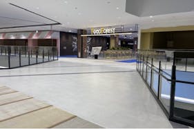 【イオンモール土岐】2F フードフォレスト前(電源なし)