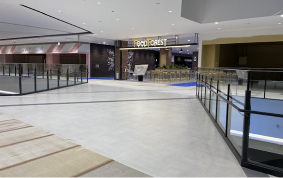 【イオンモール土岐】2F フードフォレスト前（電源なし）