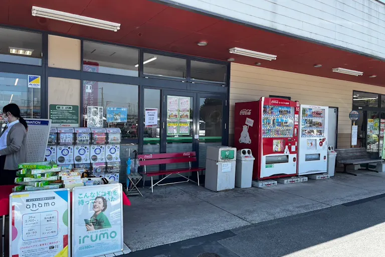 【フレスタ大崎上島店】プロモーションイベントや物販イベントに利用可能な軒下スペースの画像1