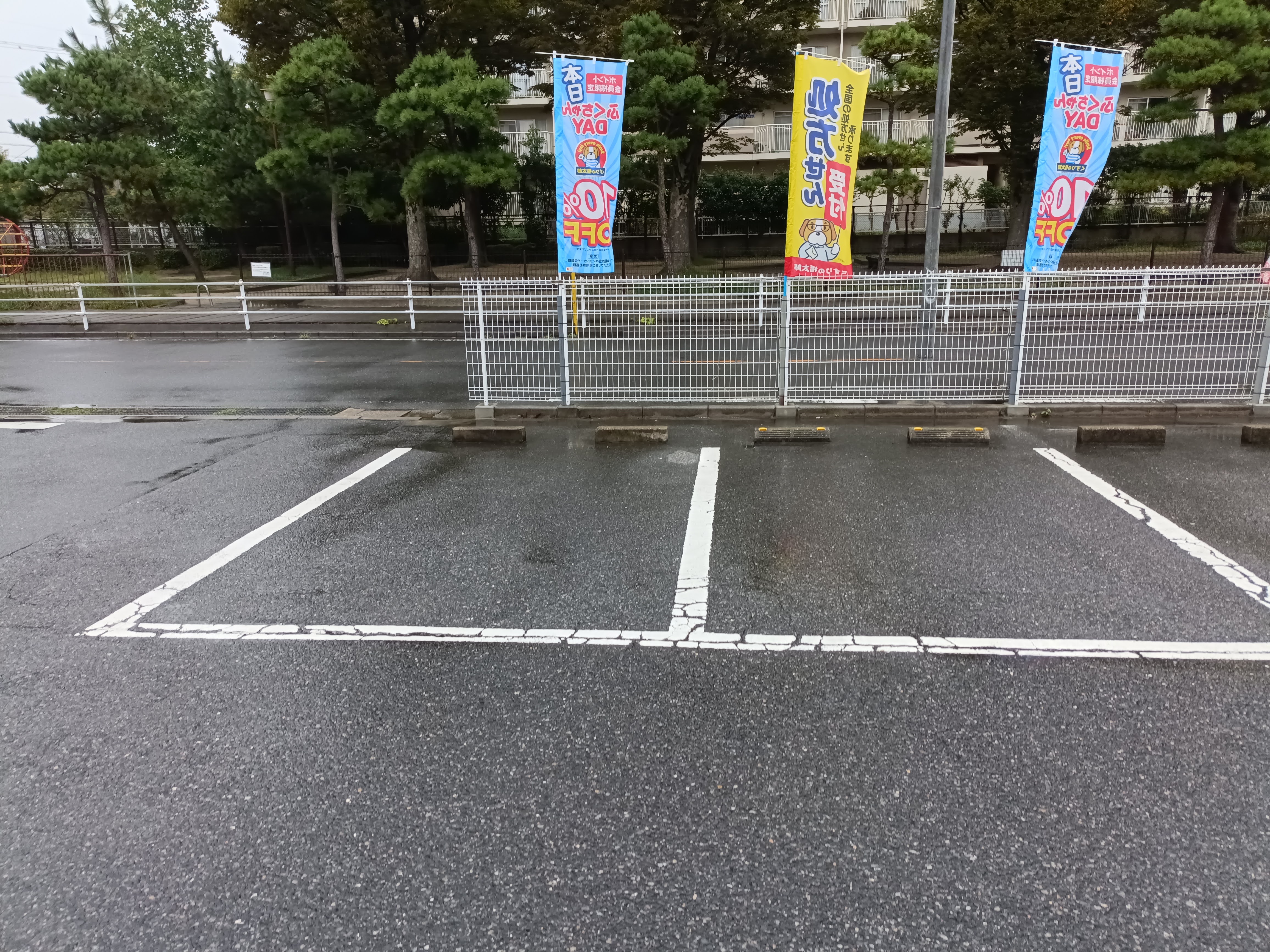 【くすりの福太郎市川大野店】キッチンカーや各種物販、PRイベントに最適なドラッグストア敷地内にあるスペース