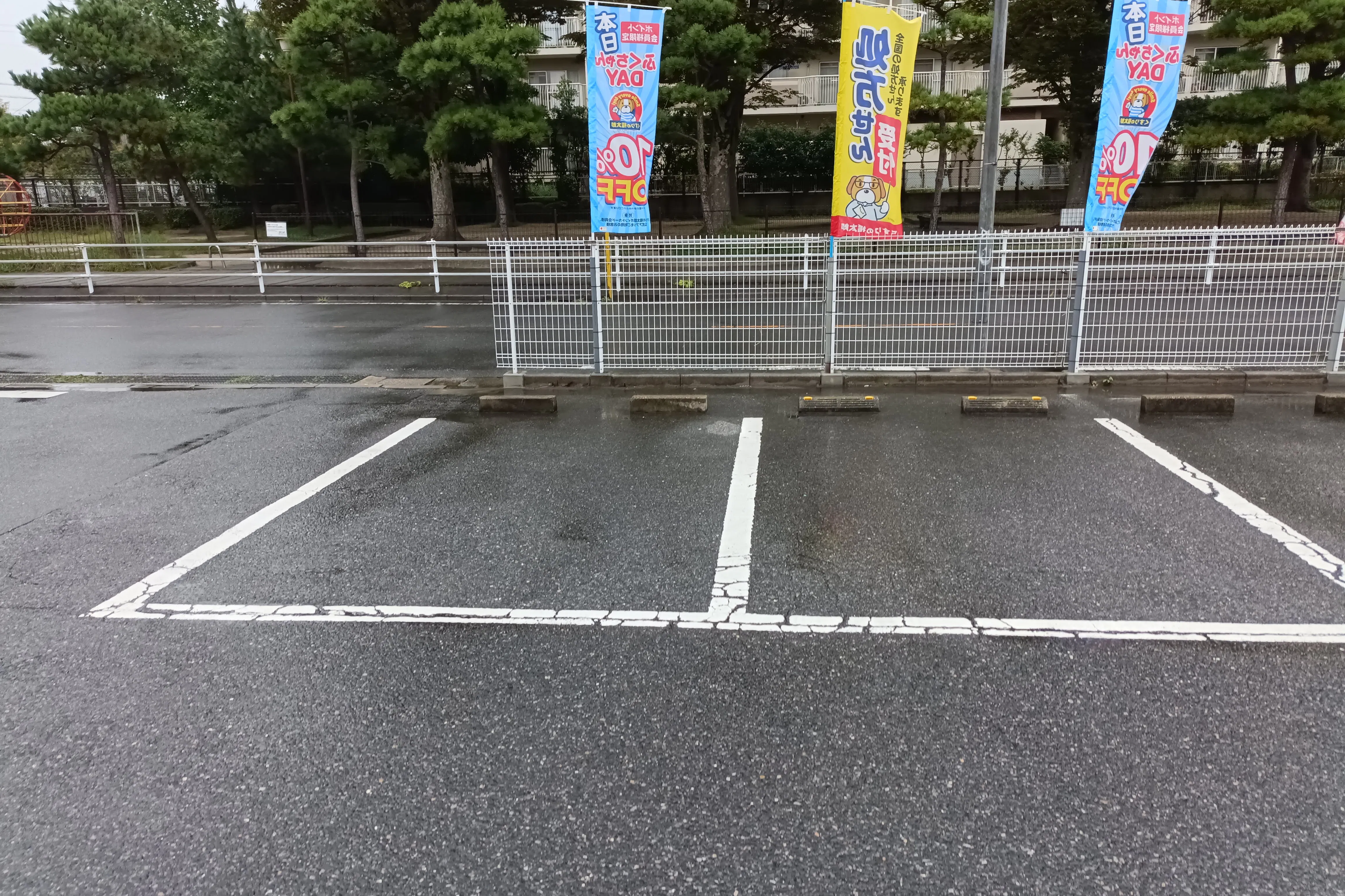 【くすりの福太郎市川大野店】キッチンカーや各種物販、PRイベントに最適なドラッグストア敷地内にあるスペース