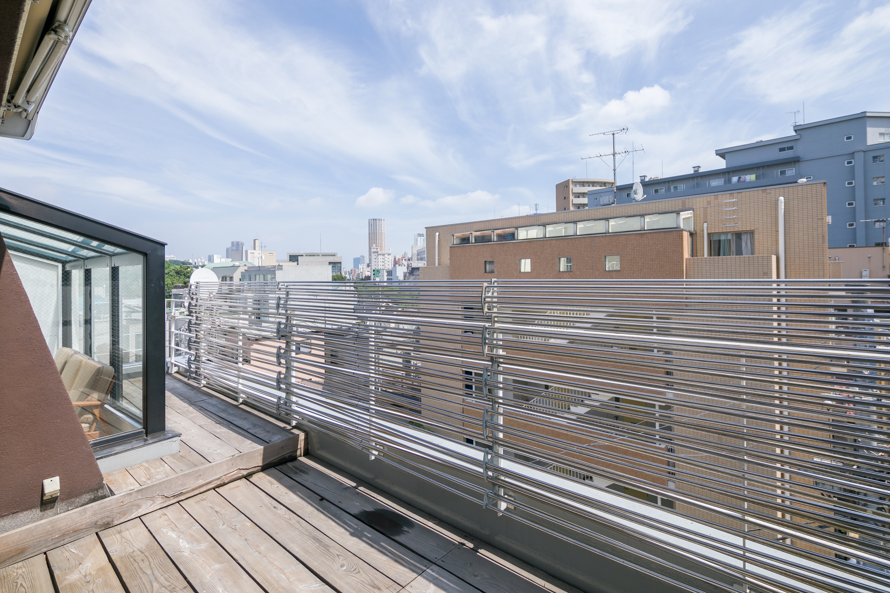 【池尻大橋8分】中目黒からもアクセス可能・目黒川すぐのヴィンテージマンション2フロア独占150㎡の広々スペース・展示会・ポップアップに最適