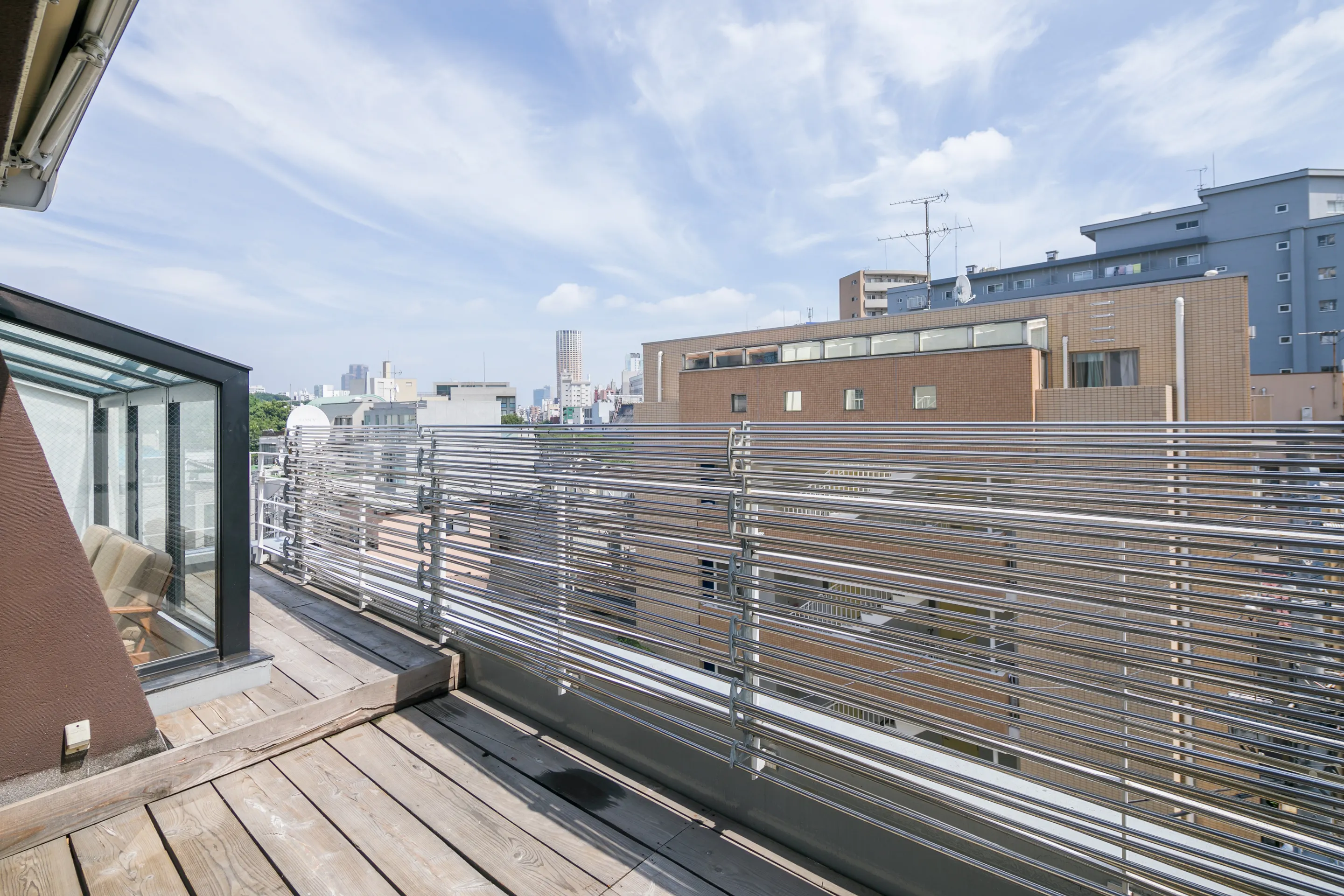 【池尻大橋8分】中目黒からもアクセス可能・目黒川すぐのヴィンテージマンション2フロア独占150㎡の広々スペース・展示会・ポップアップに最適