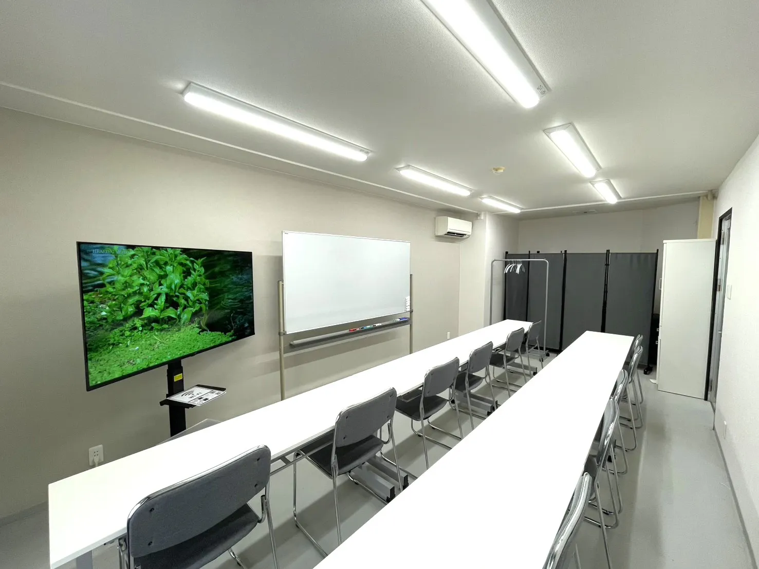 【岡山駅3分】展示会・ポップアップストアやワークショップに最適な駅チカ路面スペース