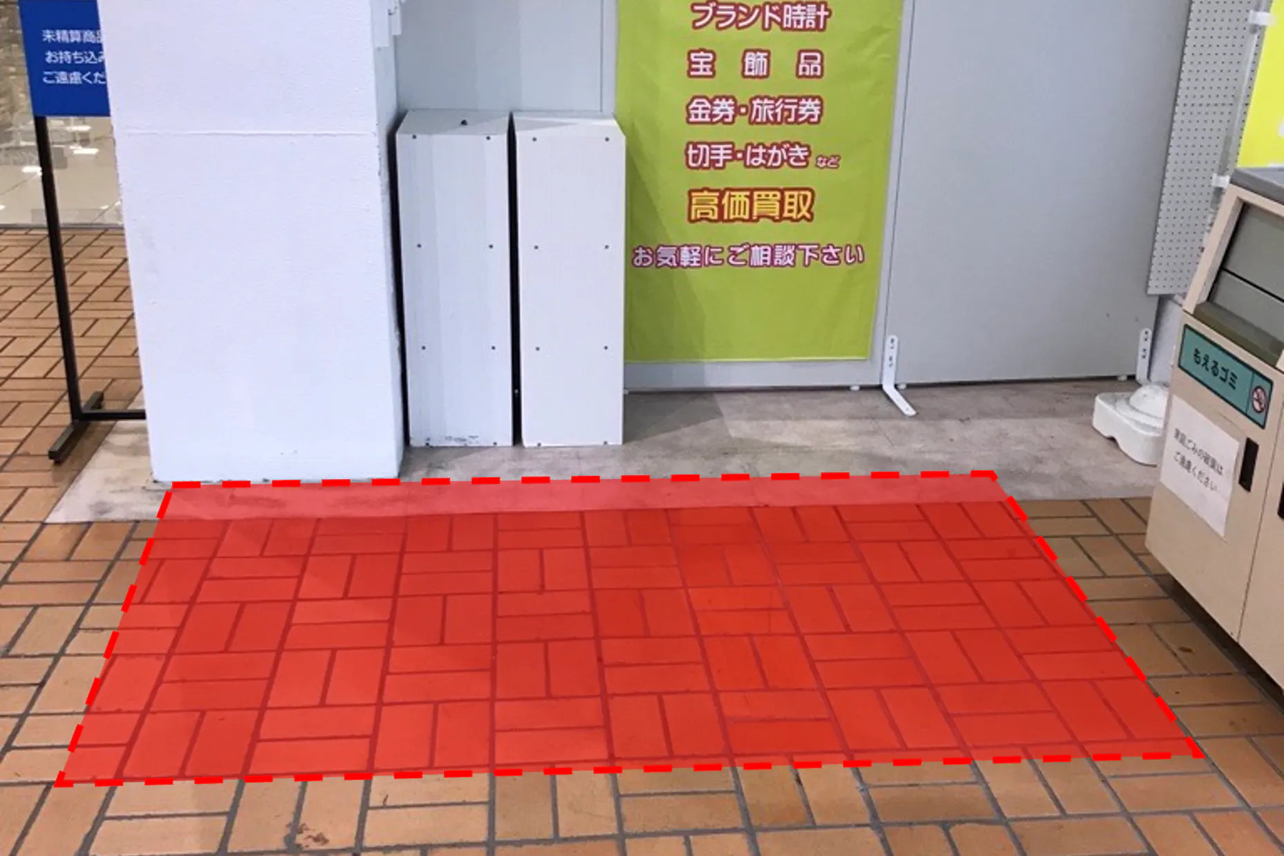 【西友 川中島店】店内入口付近(フードコート) プロモーション用途や物販、食物販のポップアップストアに最適なスーパー店内催事イベントスペース