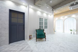 【本町駅5分】撮影やポップアップストア、展示会に適した自然光差し込む明るい路面に面したレンタルスペース