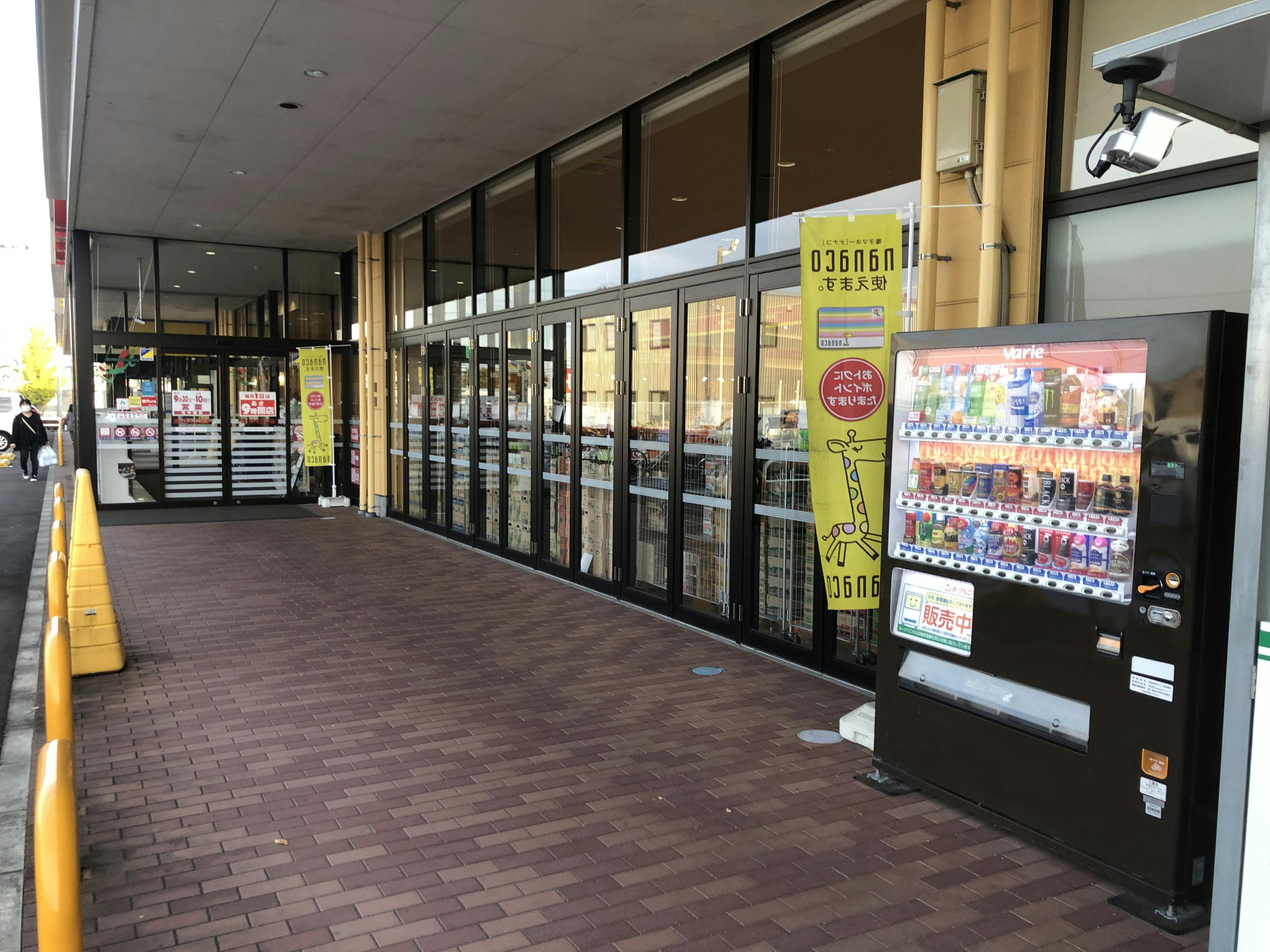 【フレスポ六丁の目南町】プロモーション利用が可能な軒下スペースの画像