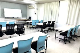 【水道町駅2分】ワークショップや撮影、招待制のイベントにも利用可能な熊本ビジネス街のど真ん中にある会議室スペース