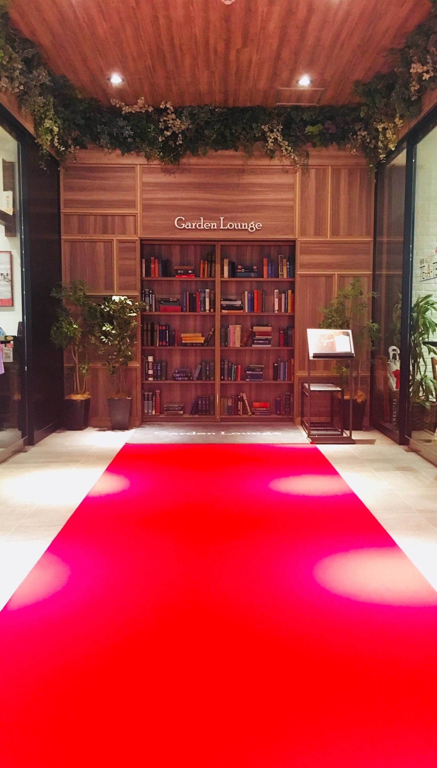 【南森町駅より徒歩5分】イベントや展示会に最適な天井高3m・広さ100㎡のプライベートスペース