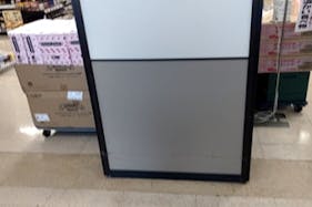 【Aコープかしまだい店】食物販やプロモーションに利用可能な入口柱周りスペース