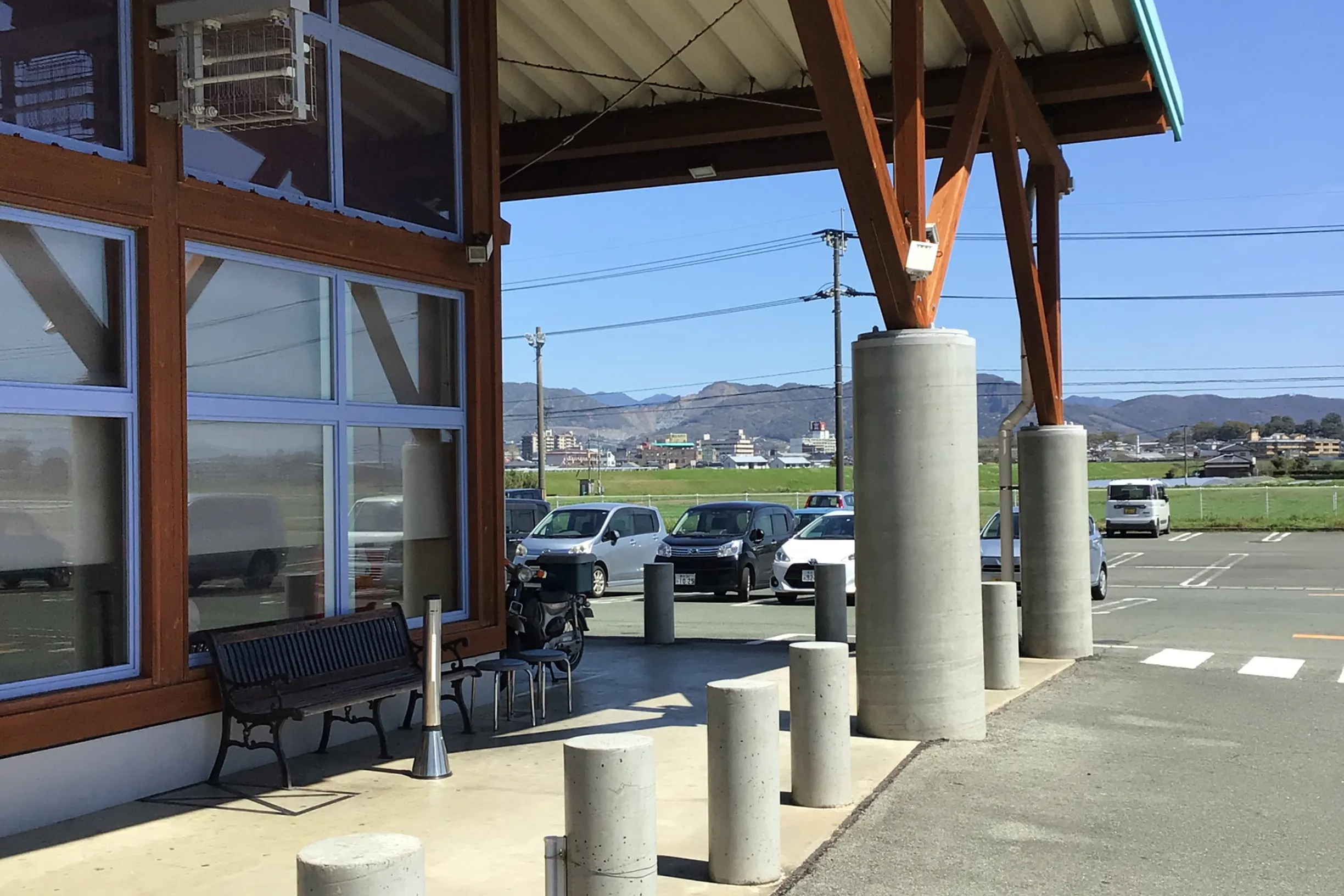 【ダイナム山鹿店ゆったり館】プロモーションイベントに最適なアミューズメント施設のイベントスペース(店舗正面側)