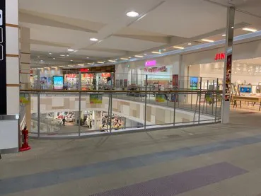 【イオンモール八千代緑が丘】各種プロモーションや物販、食物販のポップアップストアに最適なナムコ前ブリッジスペース