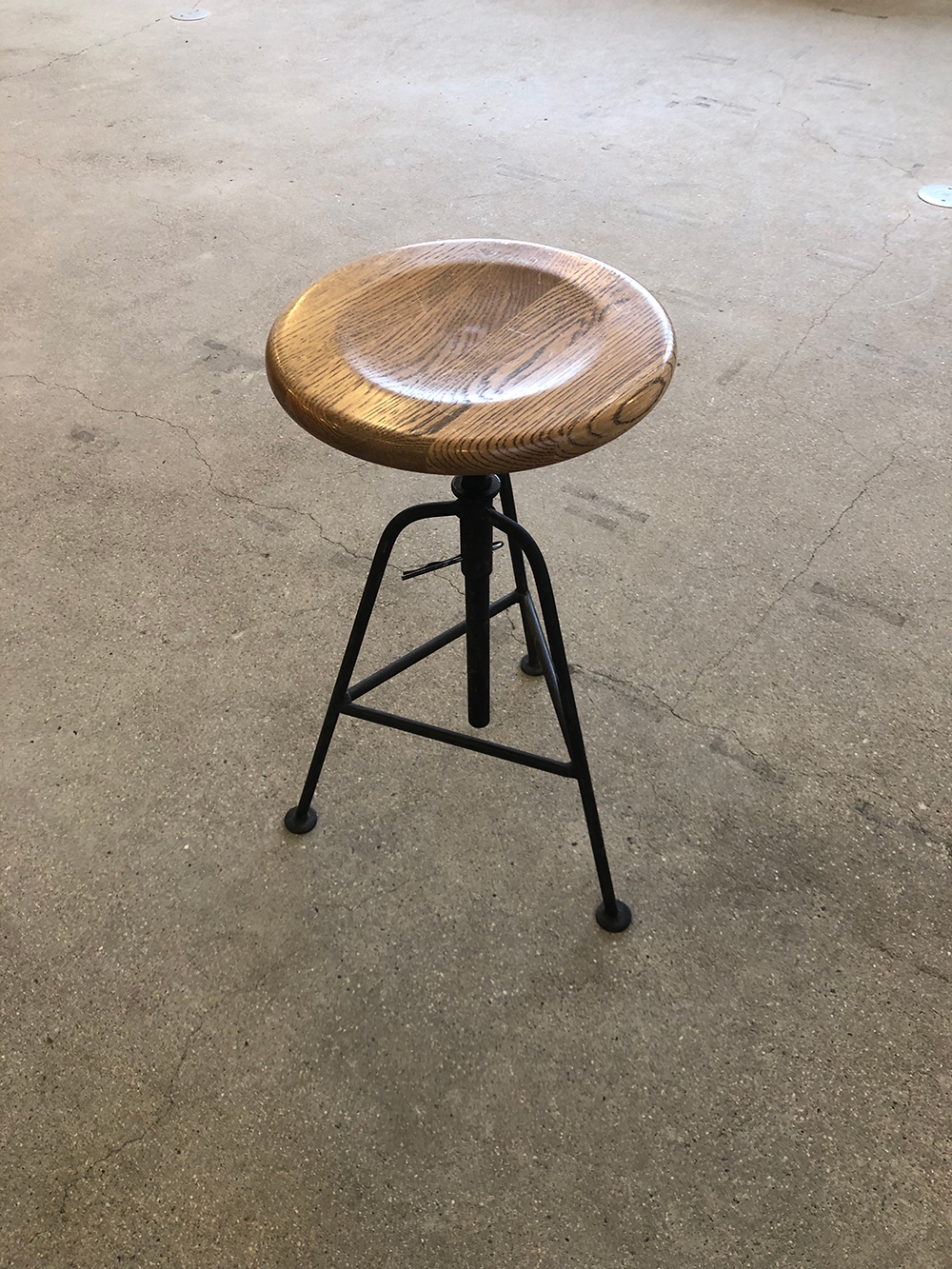 椅子（レンタル無料）