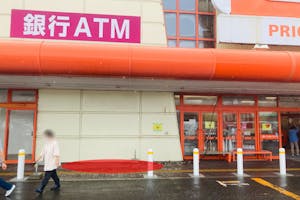 【ザ・ビッグ能代長崎店】各種プロモーションイベントに最適な店舗前にある屋外イベントスペース