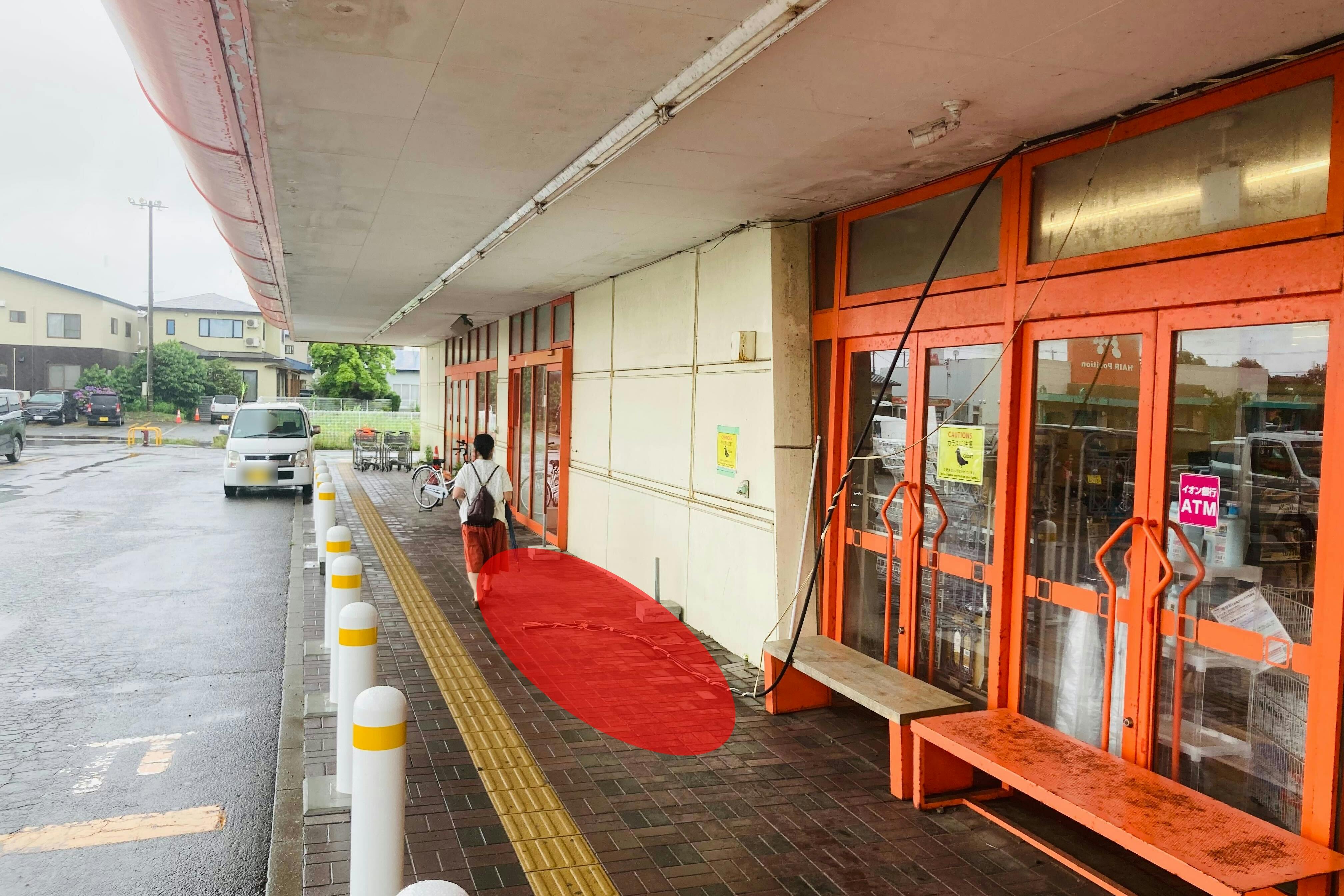 【ザ・ビッグ能代長崎店】各種プロモーションイベントに最適な店舗前にある屋外イベントスペース