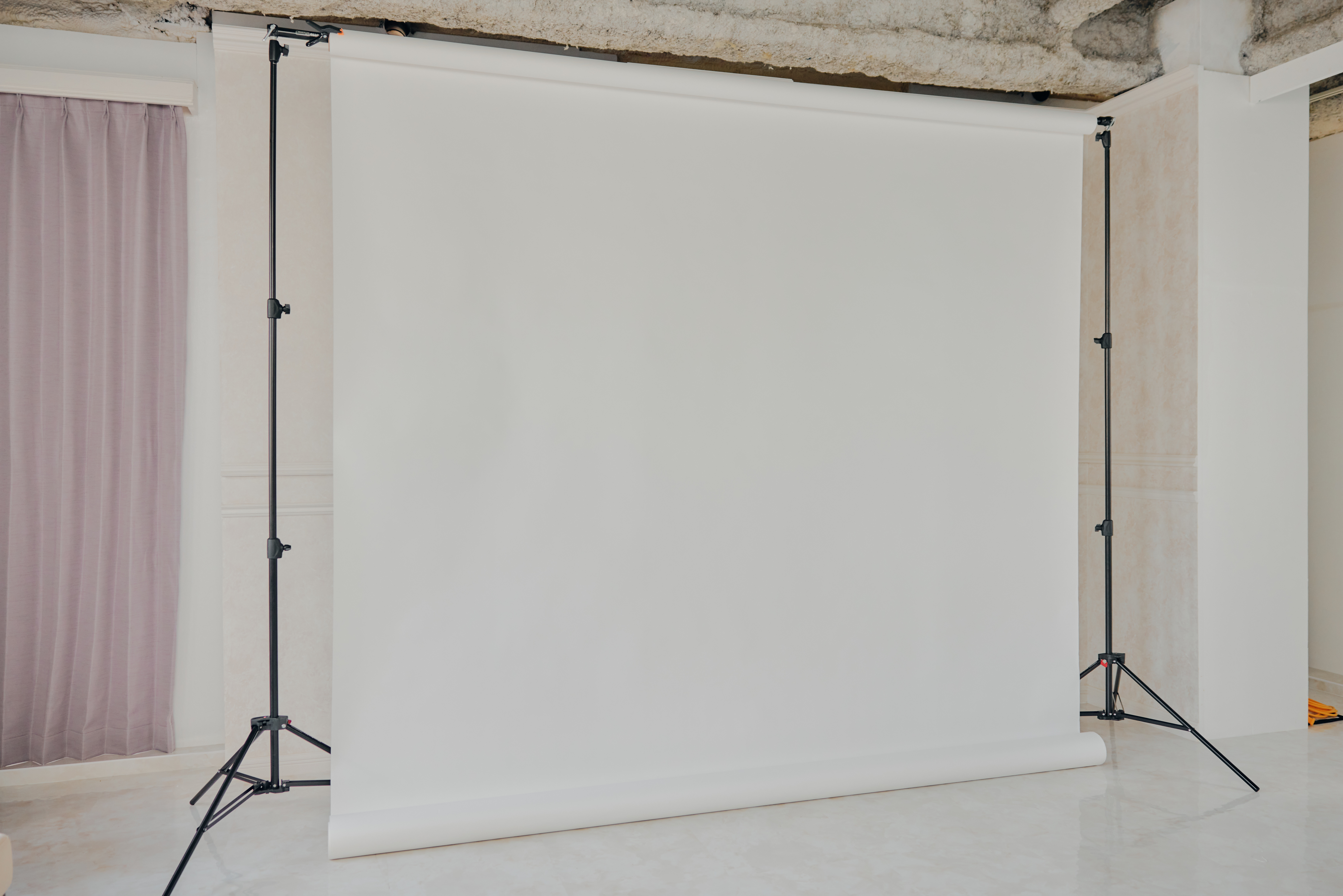 【田町駅8分】撮影に最適なホテルライクな内装が特徴的なレンタルスタジオ