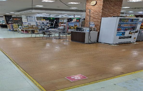 【イオン鴨川店】物販、食物販のポップアップストアに最適な1階レジ横のイベントスペース