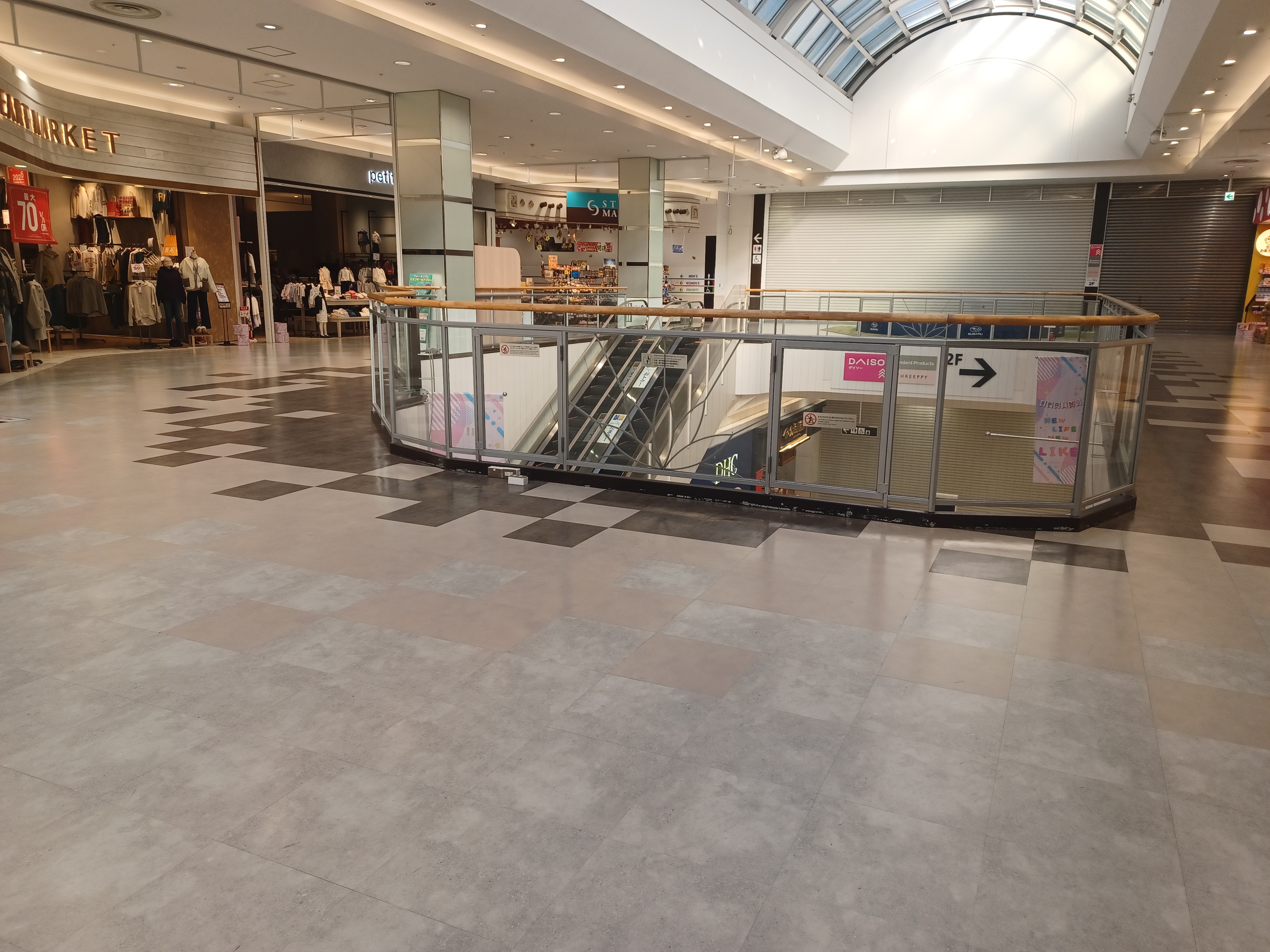 【イオンモール太田】2F ローリーズファーム前