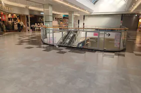 【イオンモール太田】2F ローリーズファーム前