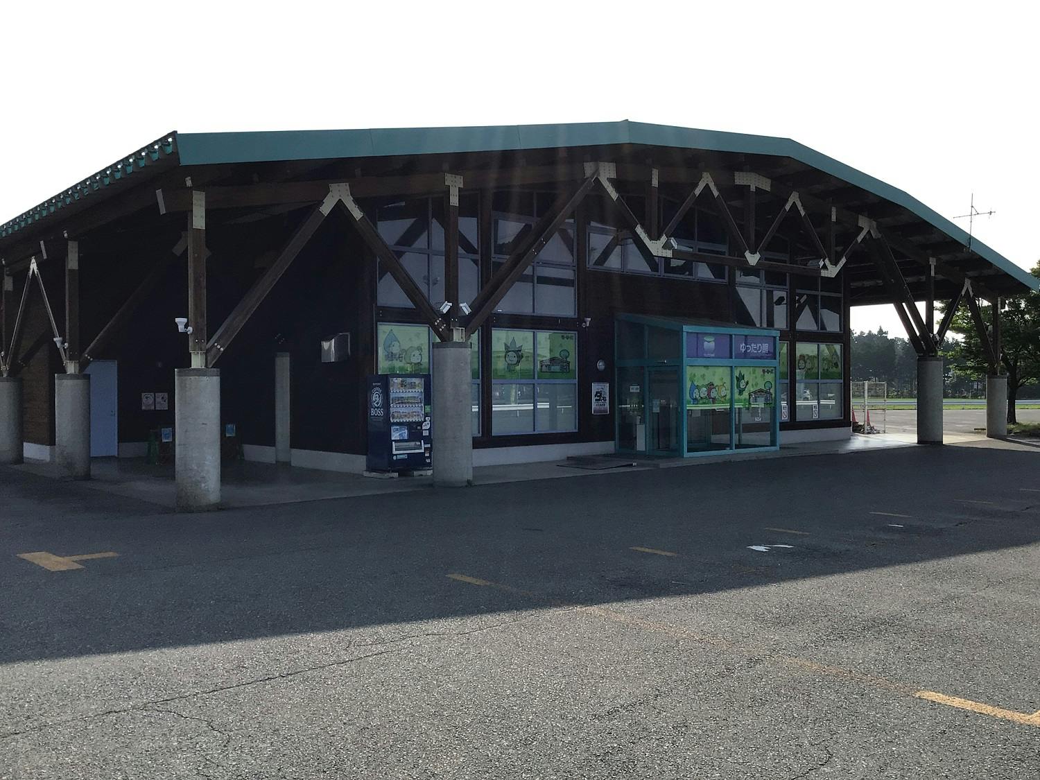 【ダイナム水沢店ゆったり館】キッチンカーやプロモーションに最適なアミューズメント施設のイベントスペース(店舗駐車場①)