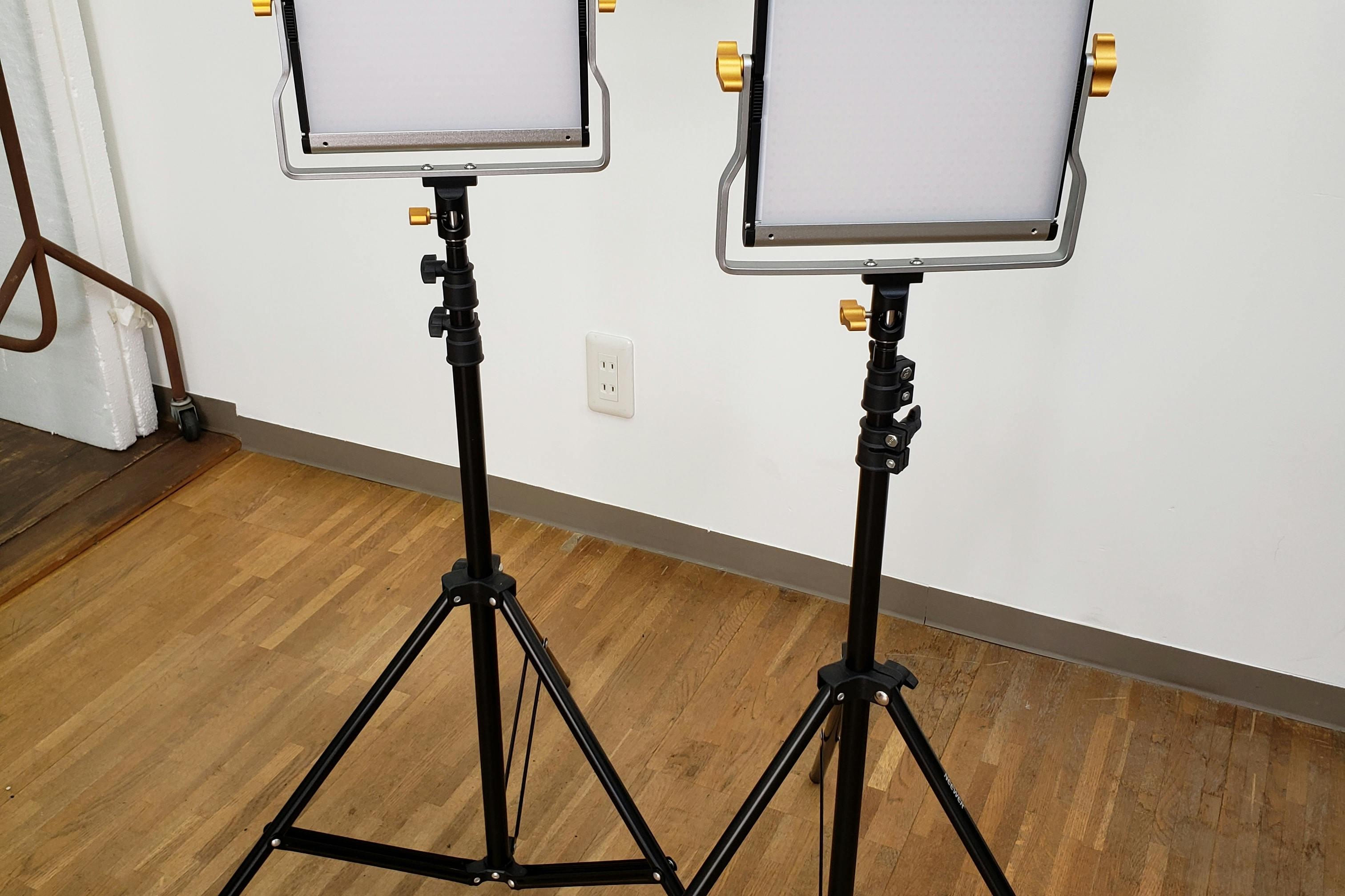 【北浜駅1分】レトロな雰囲気の撮影・ギャラリー・ポップアップストアに最適なアトリエ