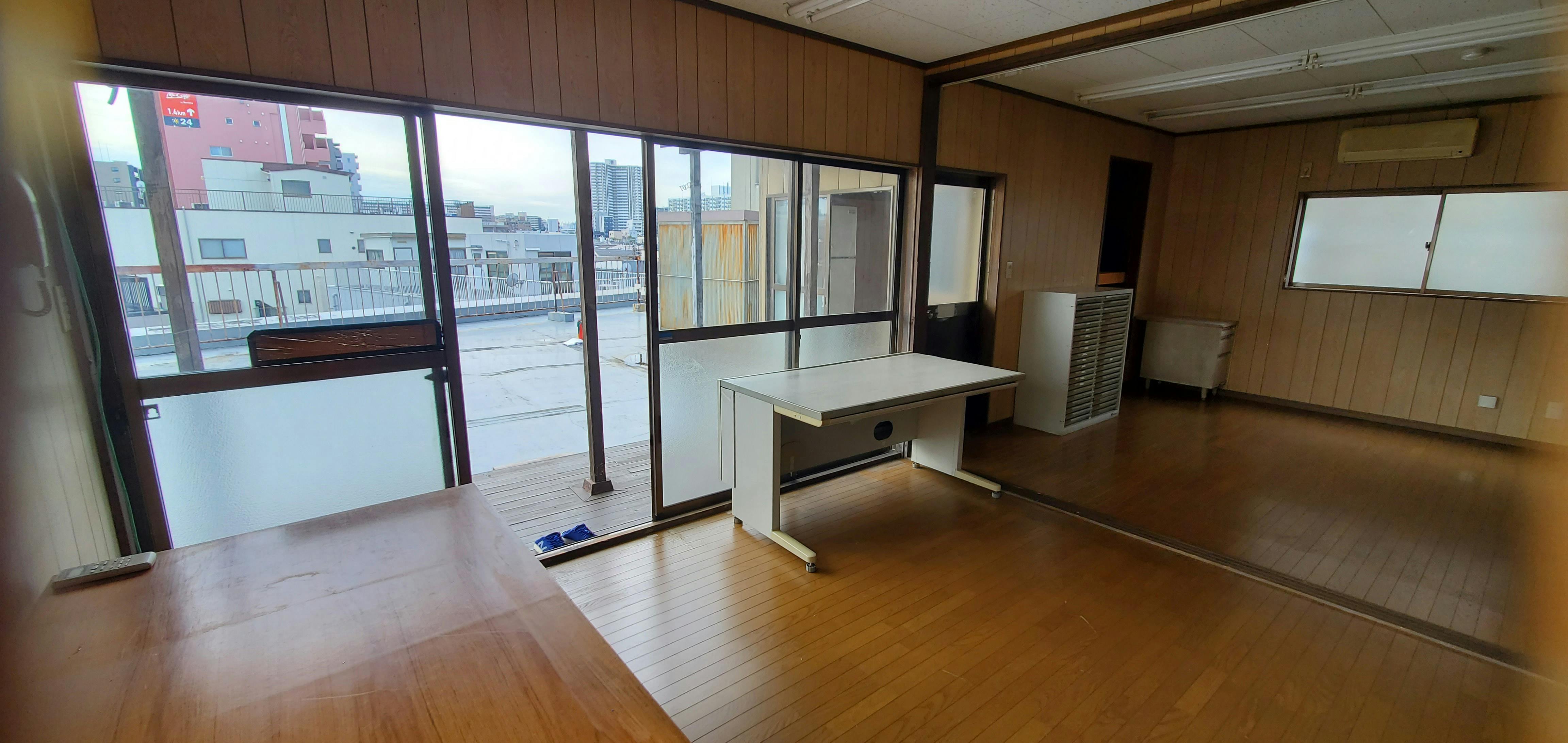 ペントハウス室内