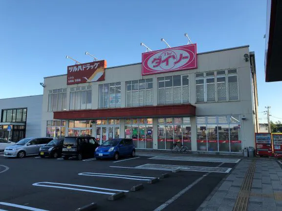 【フレスポ本荘】キッチンカー利用が可能なツルハドラッグ前の屋外スペース