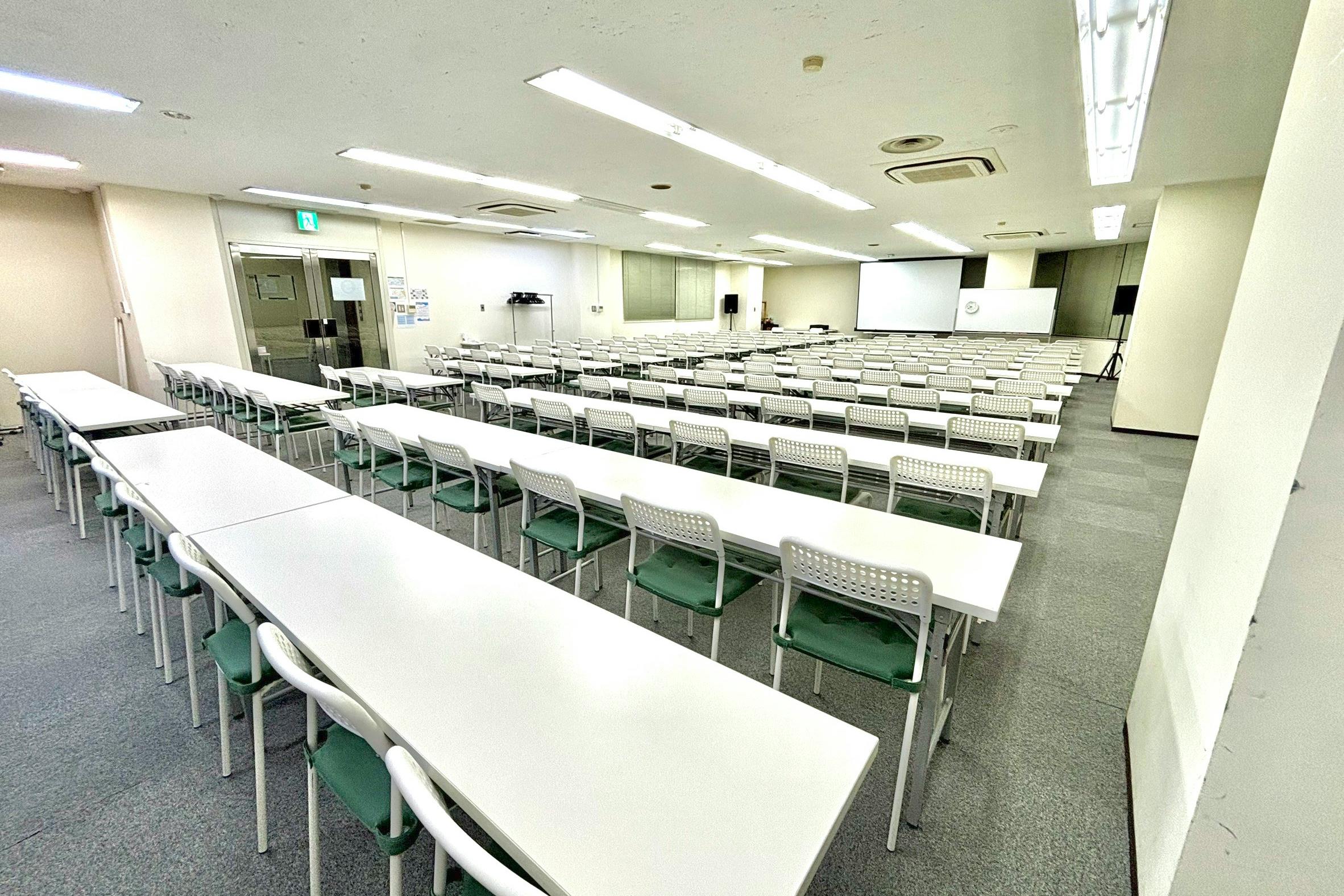 【青葉通一番町駅1分】会議やセミナーに適した150名程度収容可能なレンタルスペース