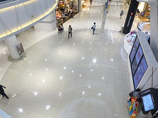 【イオンモールつくば】センターコート