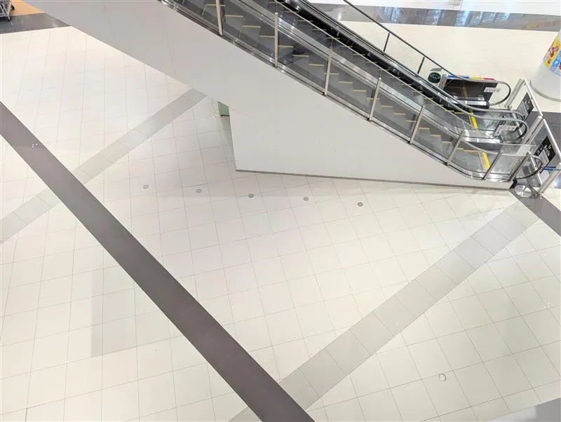 【イオンモール春日部】1F 風の広場